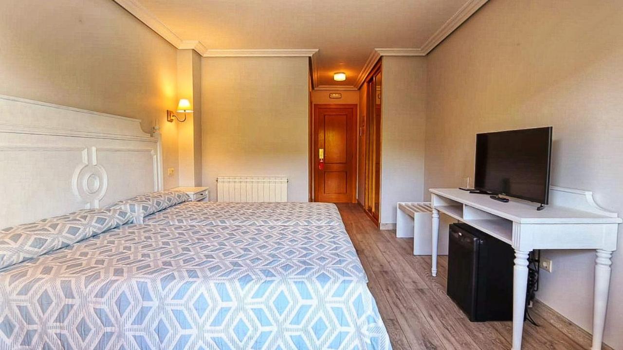 Hotel Terenes Costa Extérieur photo